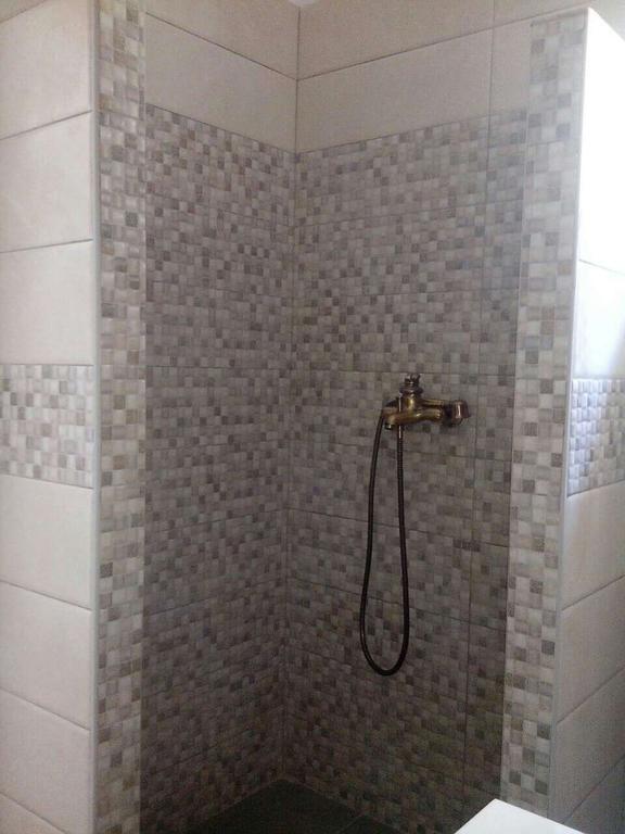 Apartmani Roganovic ルスティサ エクステリア 写真