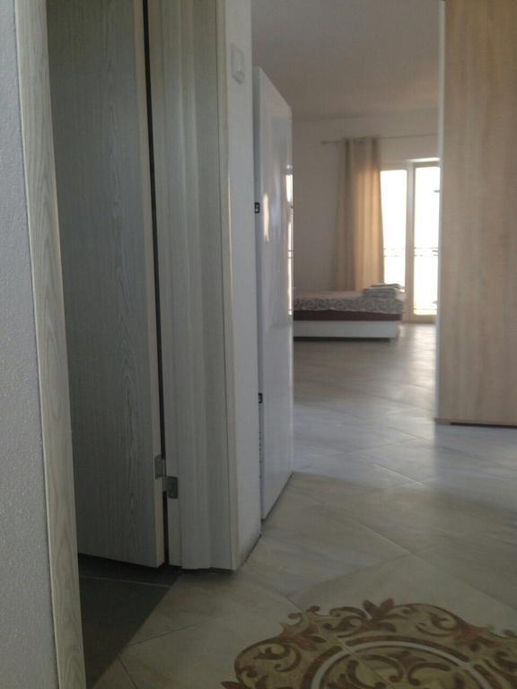 Apartmani Roganovic ルスティサ エクステリア 写真